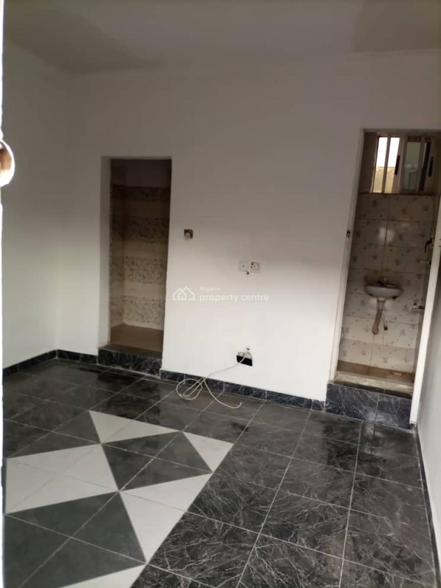 a Room Self Contain, Magodo, Lagos, Self Contain (single Rooms) for Rent