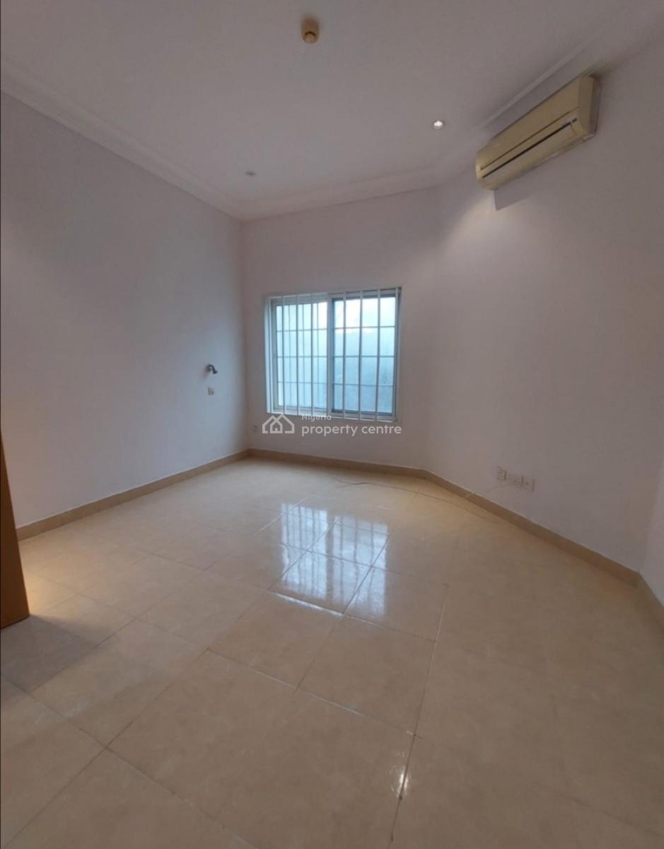 Spacious 3 Bedroom Flat with a Bq, Banana Island, Ikoyi, Lagos, Flat / Apartment for Rent