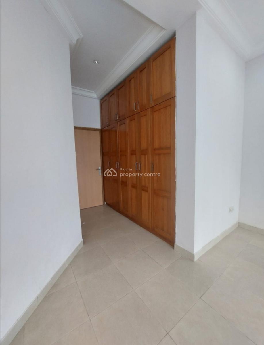 Spacious 3 Bedroom Flat with a Bq, Banana Island, Ikoyi, Lagos, Flat / Apartment for Rent