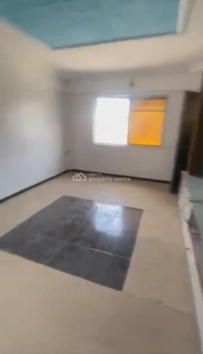 Decent Standard 2bedroom, Ebute Metta East, Yaba, Lagos, Flat / Apartment for Rent
