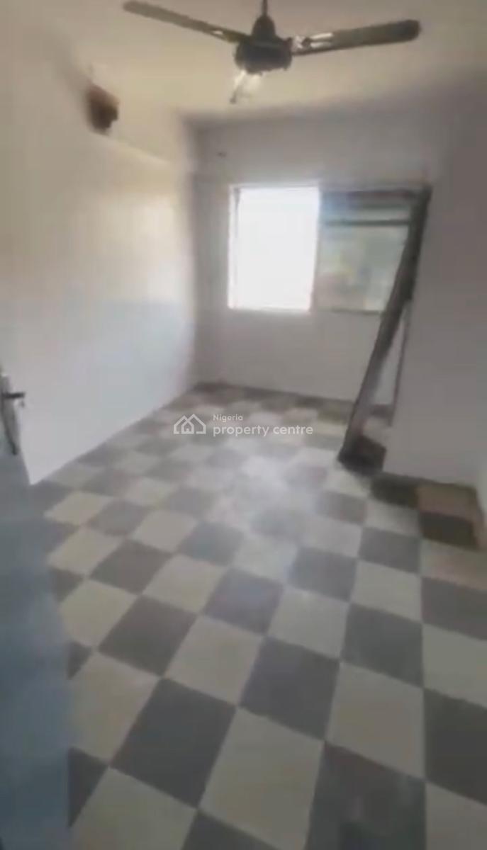 Decent Standard 2bedroom, Ebute Metta East, Yaba, Lagos, Flat / Apartment for Rent