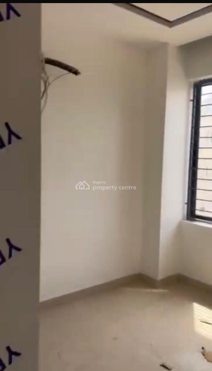 Executive and Very Decent 3bedroom Duplex, Akoka, Yaba, Lagos, Flat / Apartment for Rent