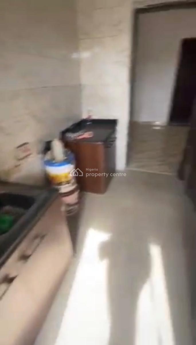 Executive Very Decent 3 Bedroom Flat, Maryland, Lagos, Flat / Apartment for Rent