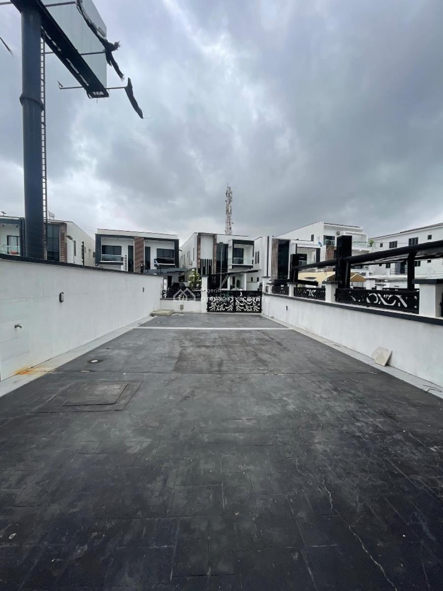 4 Bedroom Semi Detached Duplex with a Bq, Ologolo, Lekki, Lagos, Semi-detached Duplex for Rent