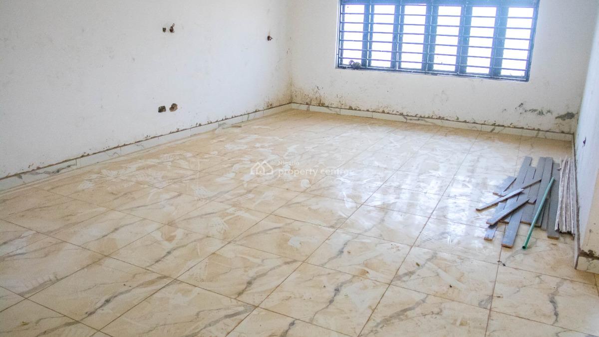 4 Bedrooms, By Wuye Entrance, Dakibiyu, Abuja, Semi-detached Duplex for Rent