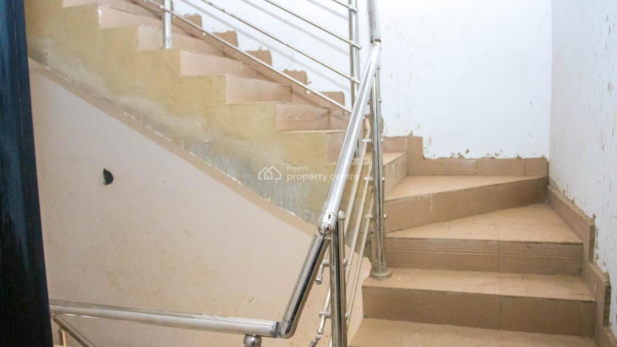 4 Bedrooms, By Wuye Entrance, Dakibiyu, Abuja, Semi-detached Duplex for Rent