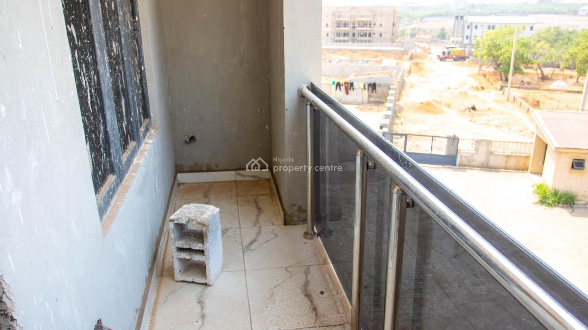 4 Bedrooms, By Wuye Entrance, Dakibiyu, Abuja, Semi-detached Duplex for Rent