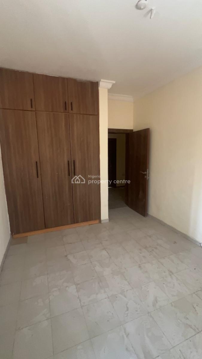 Spacious 3 Bedrooms, Ogidan, Sangotedo, Ajah, Lagos, Flat / Apartment for Rent
