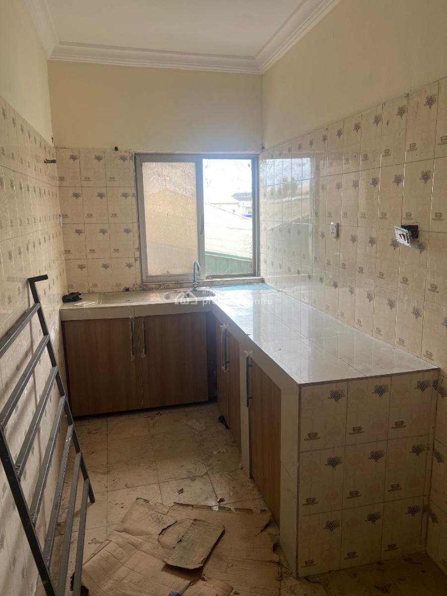 Spacious 3 Bedrooms, Ogidan, Sangotedo, Ajah, Lagos, Flat / Apartment for Rent