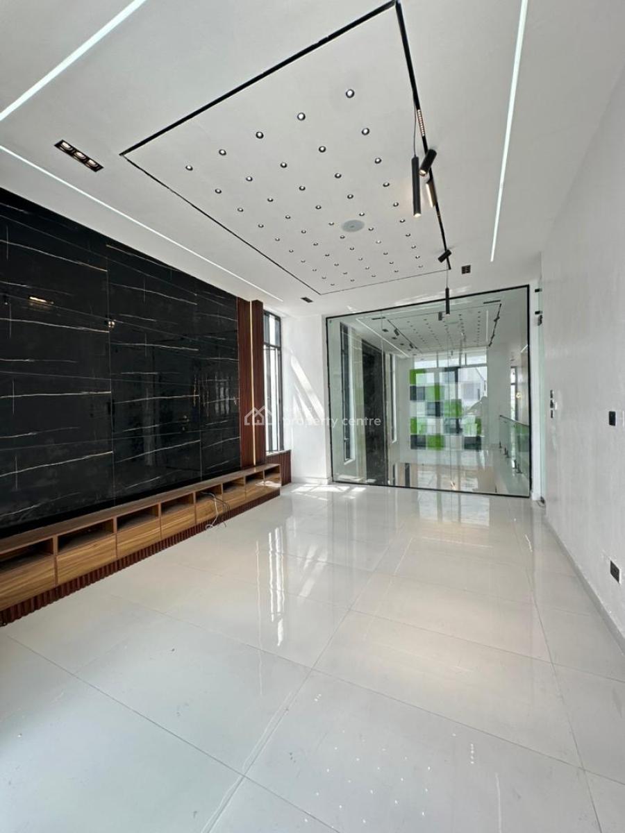 Massive Luxury 6 Bedroom Detached Duplex with a Swimming Pool, Chevron, Lekki, Lagos, Detached Duplex for Sale