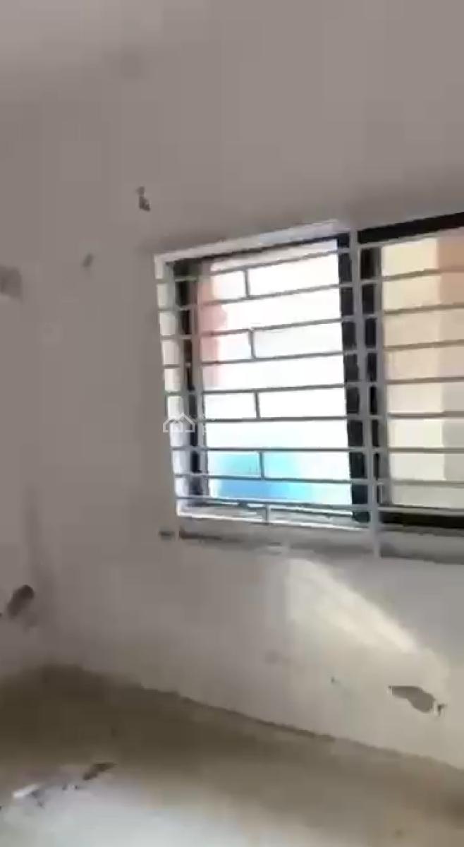 2 Bedroom Ground Floor Flat, Medina Estate, Gbagada, Lagos, Flat / Apartment for Rent