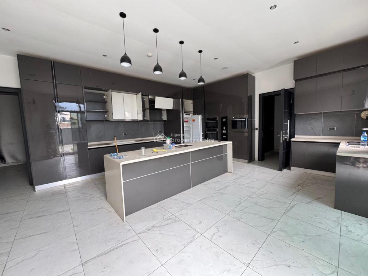 5- Bedroom Detached House with 2 Room Bq, Pinnock Beach Estate, Osapa, Lekki, Lagos, House for Sale