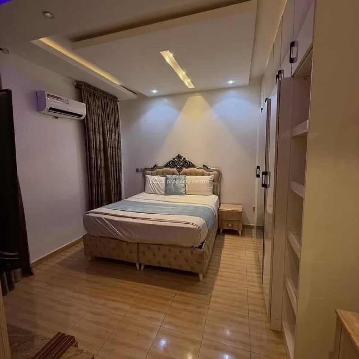 Fully Furnished 3 Bedrooms Flat with Bq, Gilmore, Jahi, Abuja, Block of Flats for Sale