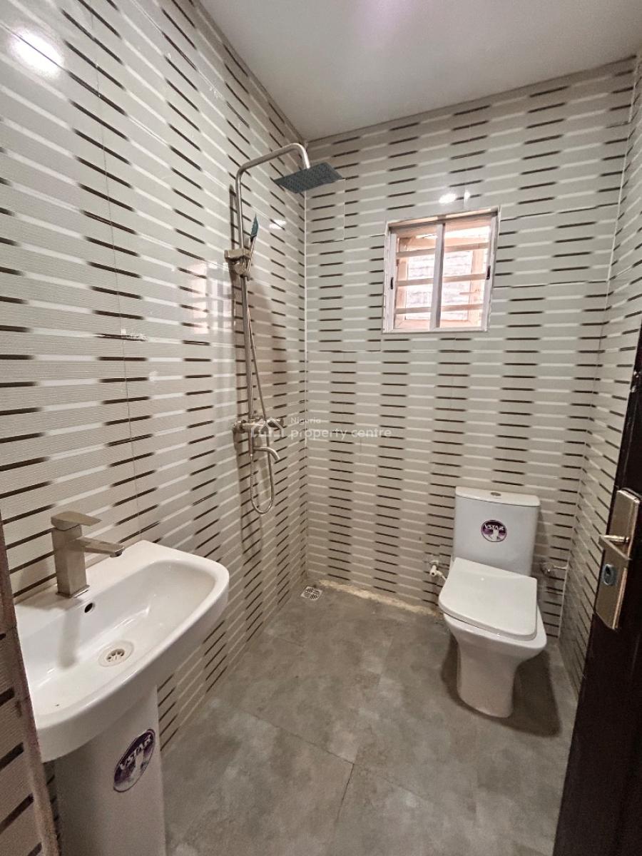 Luxury 3 Bedroom Apartment, Agiliti Estate, Mile 12, Kosofe, Lagos, Flat / Apartment for Rent