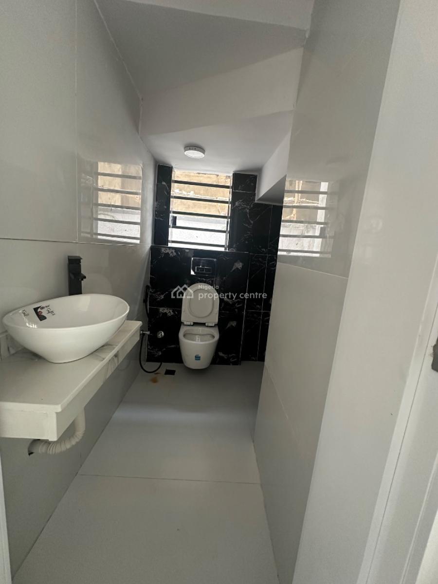 4 Bedrooms, Ikota, Lekki, Lagos, Semi-detached Duplex for Sale