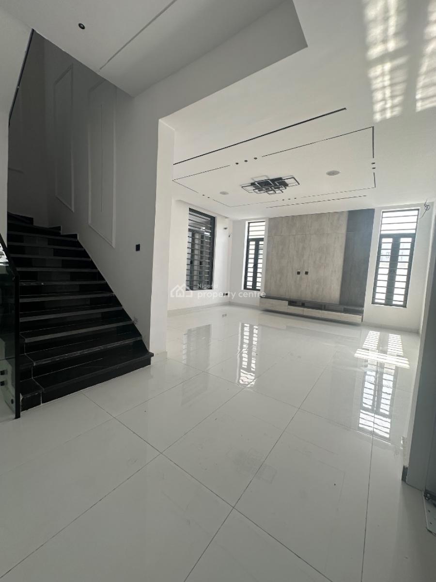 4 Bedrooms, Ikota, Lekki, Lagos, Semi-detached Duplex for Sale