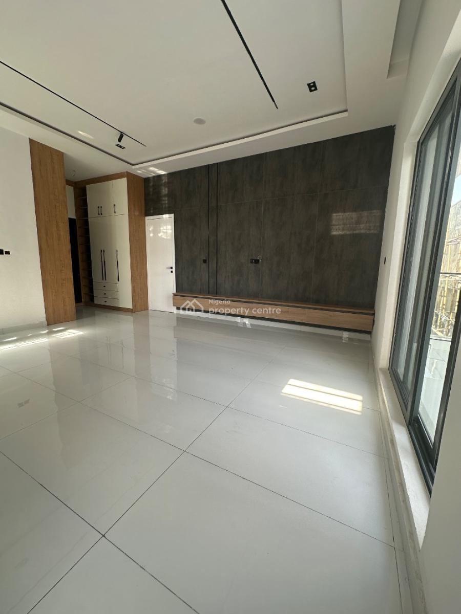 4 Bedrooms, Ikota, Lekki, Lagos, Semi-detached Duplex for Sale