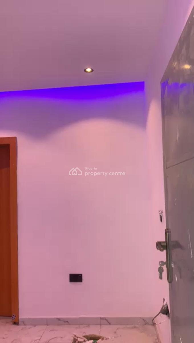 Executive Mini Flat, Shomolu, Lagos, Mini Flat (room and Parlour) for Rent