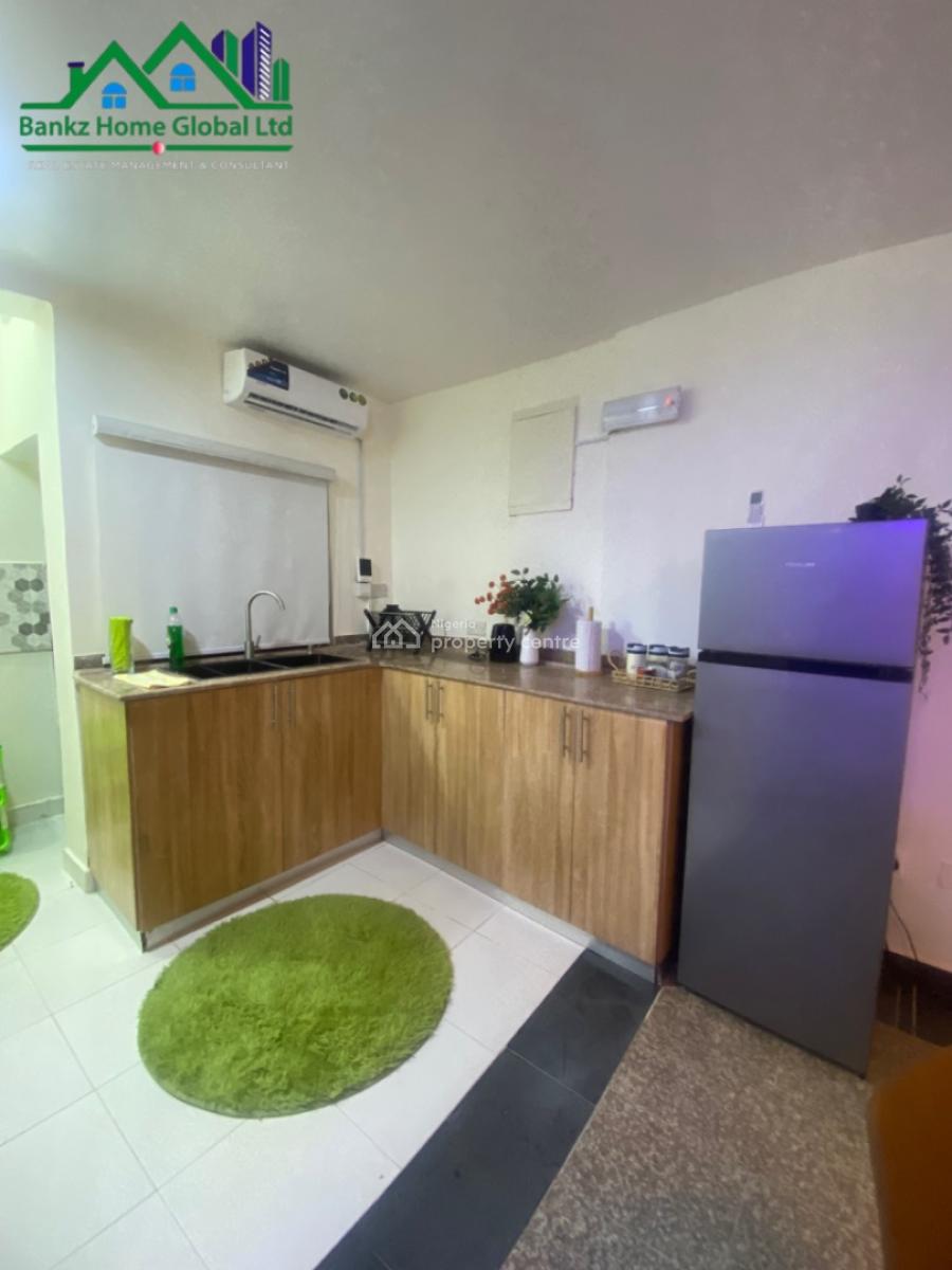 Fully Furnished 2 Bedroom Apartment with a Bq, Lekki Phase 1, Lekki, Lagos, Flat / Apartment for Rent