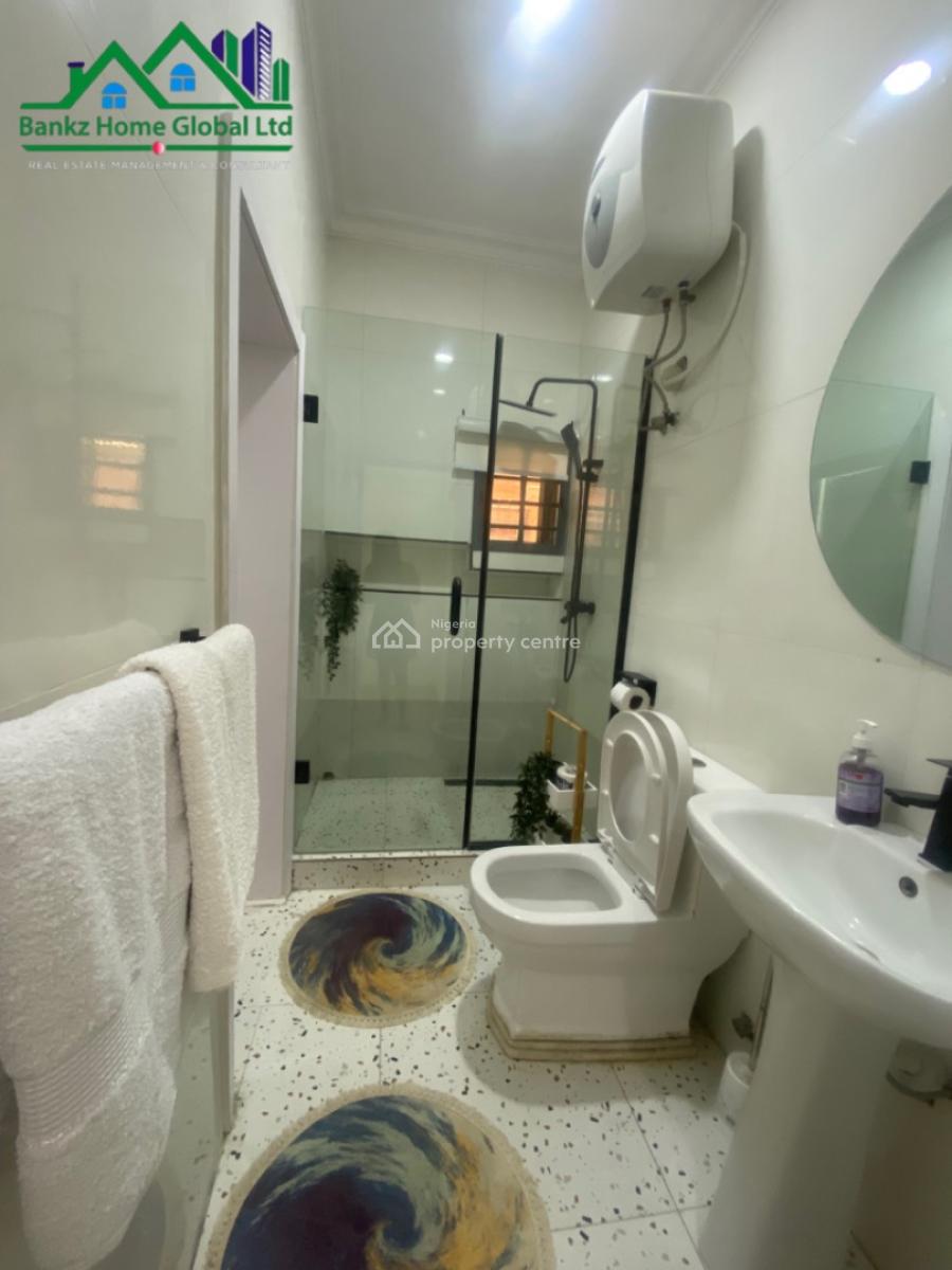 Fully Furnished 2 Bedroom Apartment with a Bq, Lekki Phase 1, Lekki, Lagos, Flat / Apartment for Rent