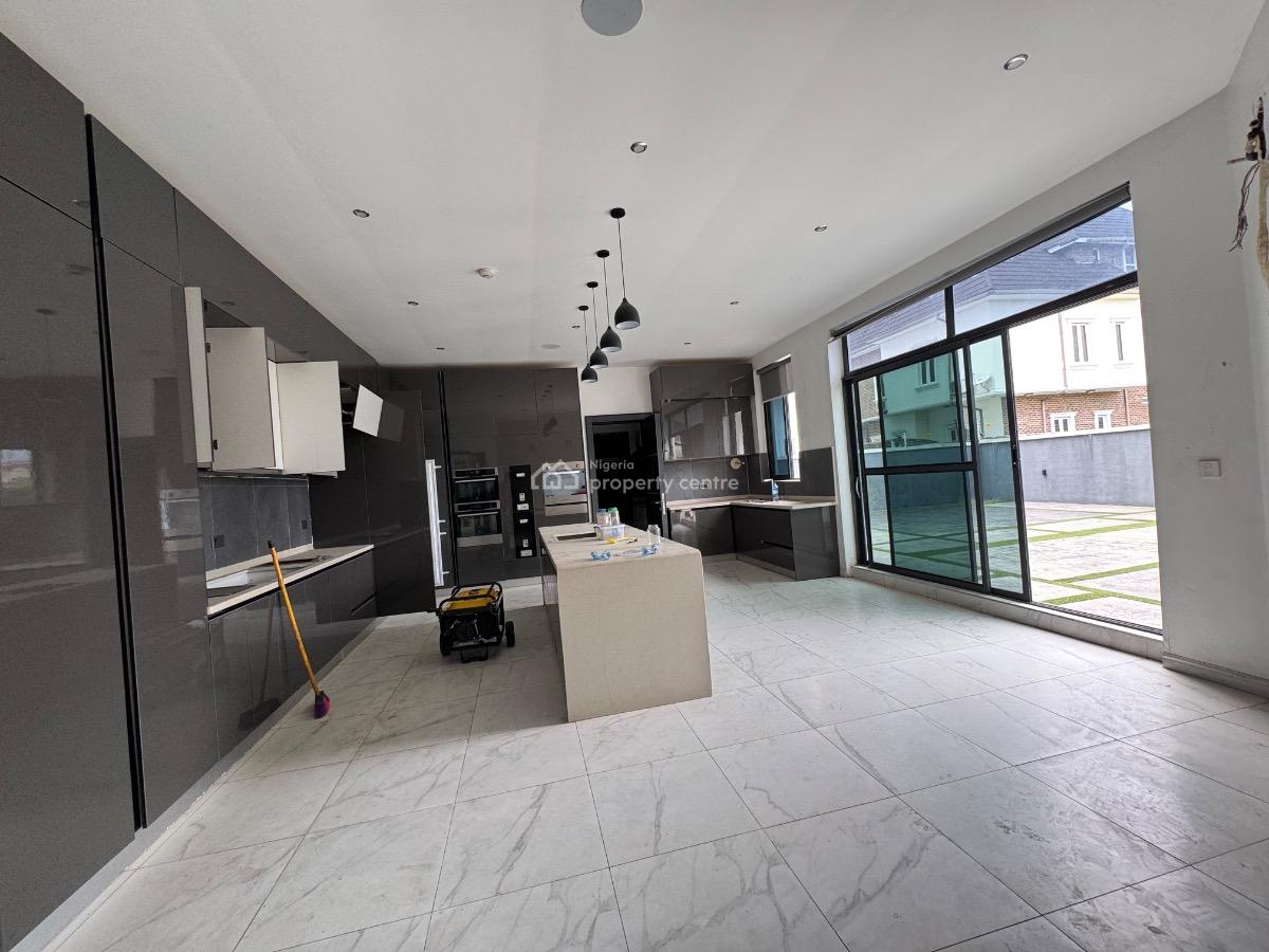 5 Bedroom Detached Duplex with 2 Room Bq, Pinnock Beach Estate, Osapa, Lekki, Lagos, Detached Duplex for Sale