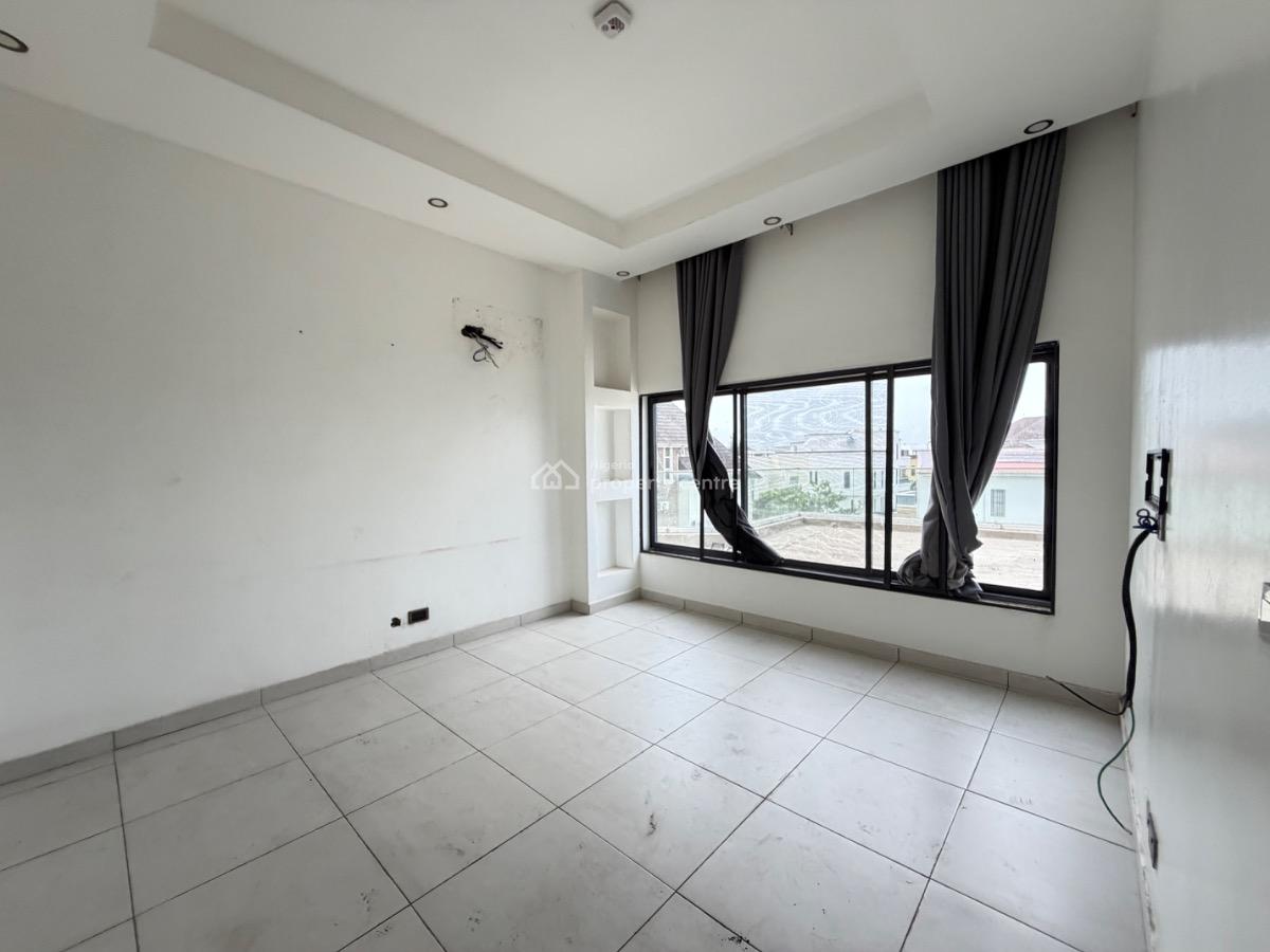 5 Bedroom Detached Duplex with 2 Room Bq, Pinnock Beach Estate, Osapa, Lekki, Lagos, Detached Duplex for Sale