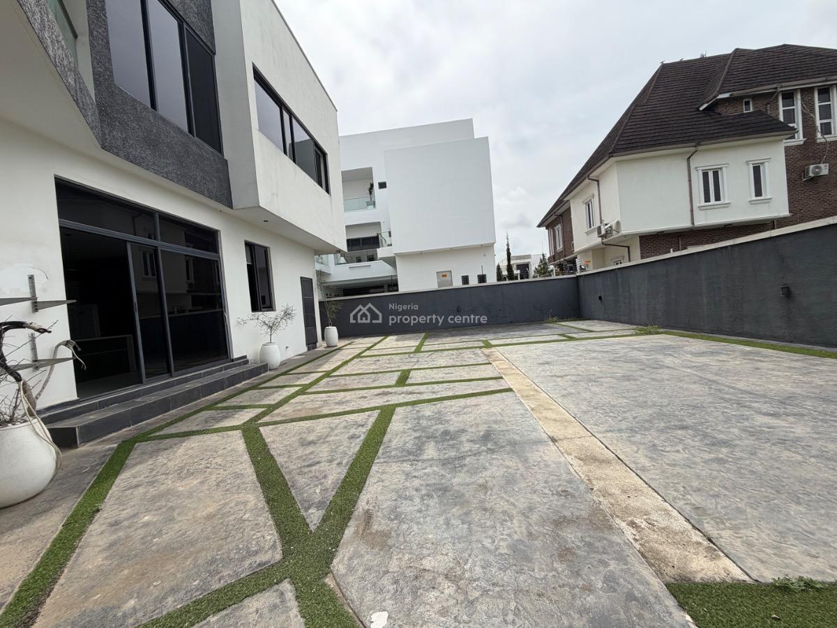 5 Bedroom Detached Duplex with 2 Room Bq, Pinnock Beach Estate, Osapa, Lekki, Lagos, Detached Duplex for Sale