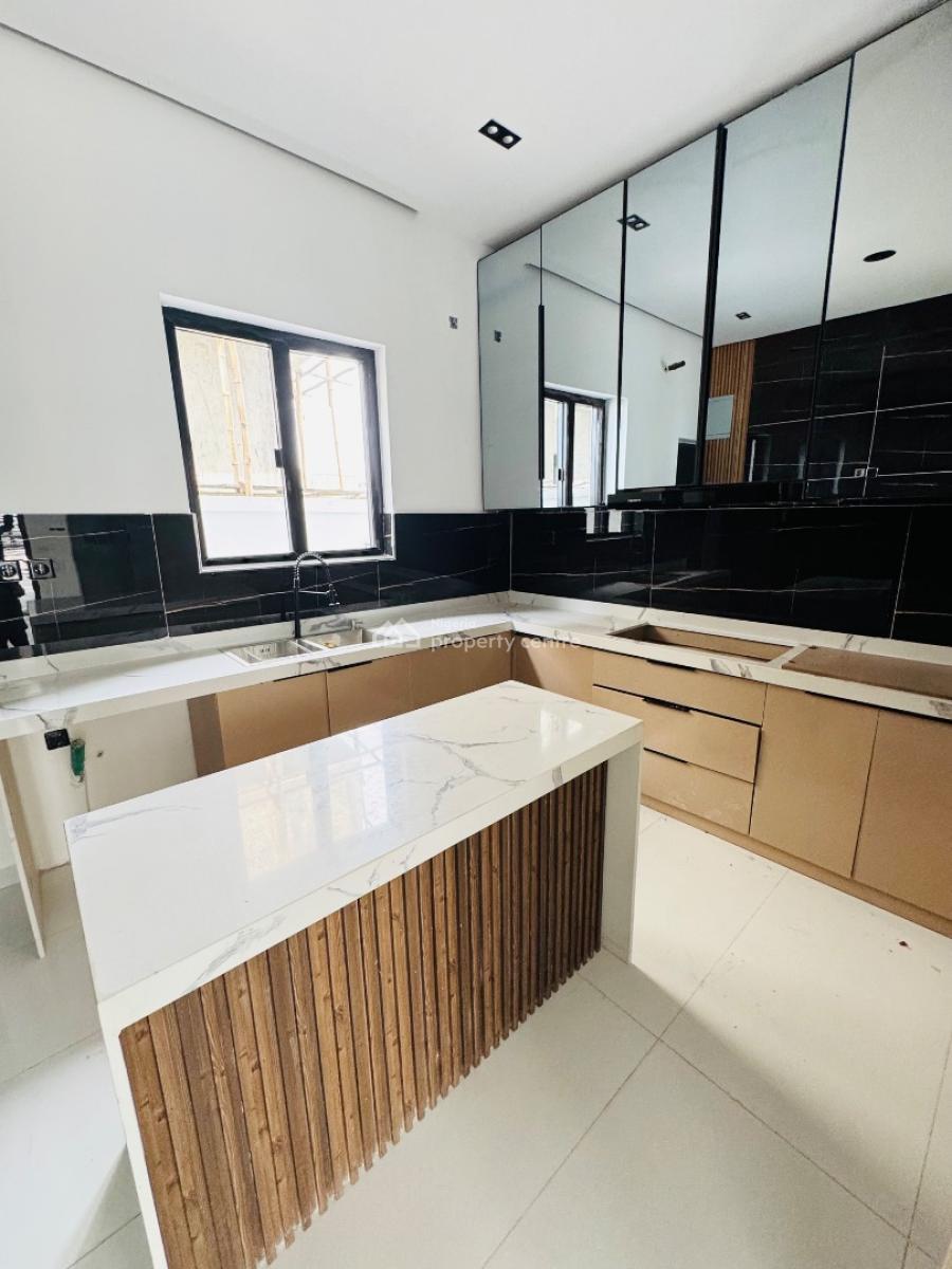 Sleek 5-bedroom Detached Home with Bq, Orchid Road, Lekki, Lagos, Detached Duplex for Sale