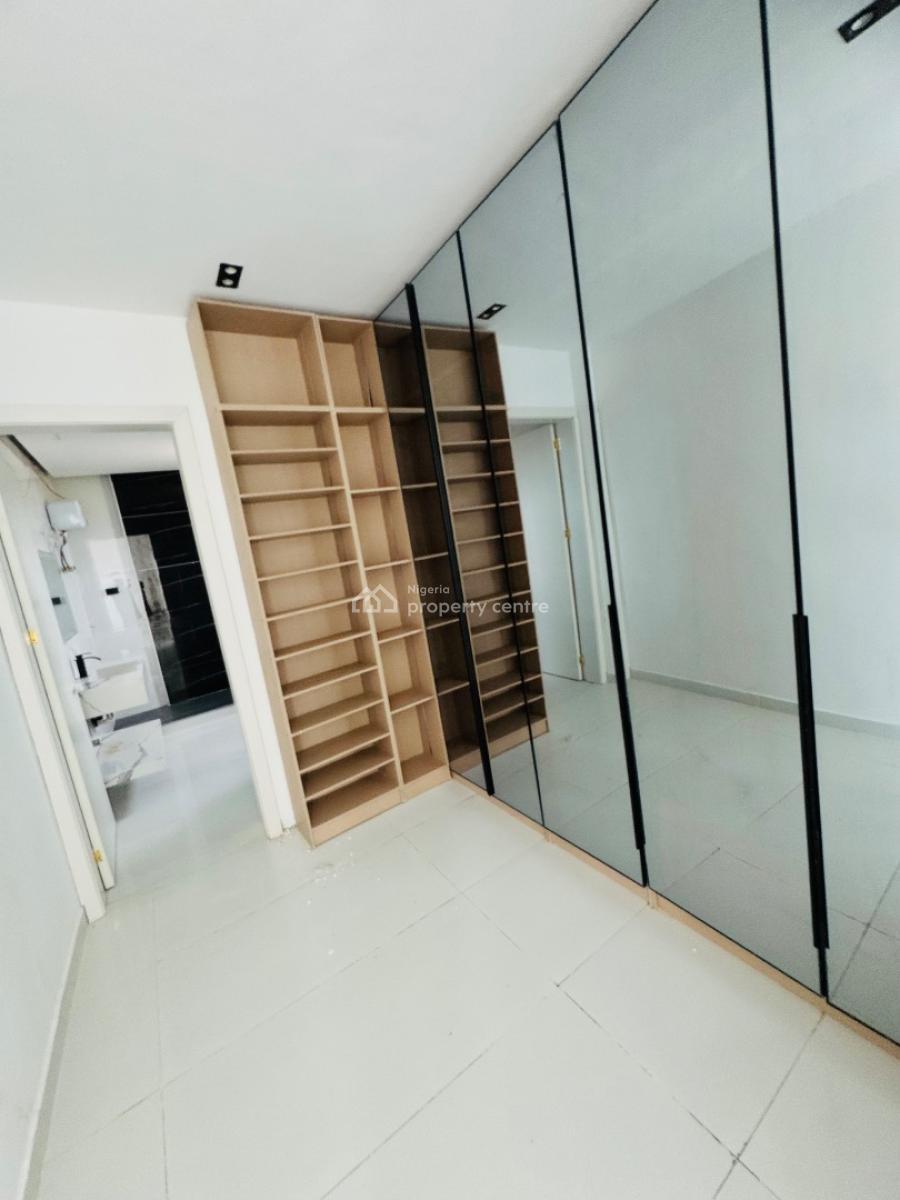 Sleek 5-bedroom Detached Home with Bq, Orchid Road, Lekki, Lagos, Detached Duplex for Sale