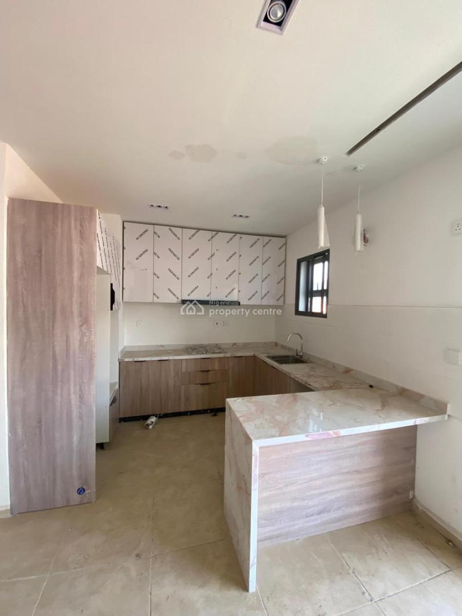 Modern 2 Bedroom Apartment, Ologolo, Lekki, Lagos, Flat / Apartment for Sale