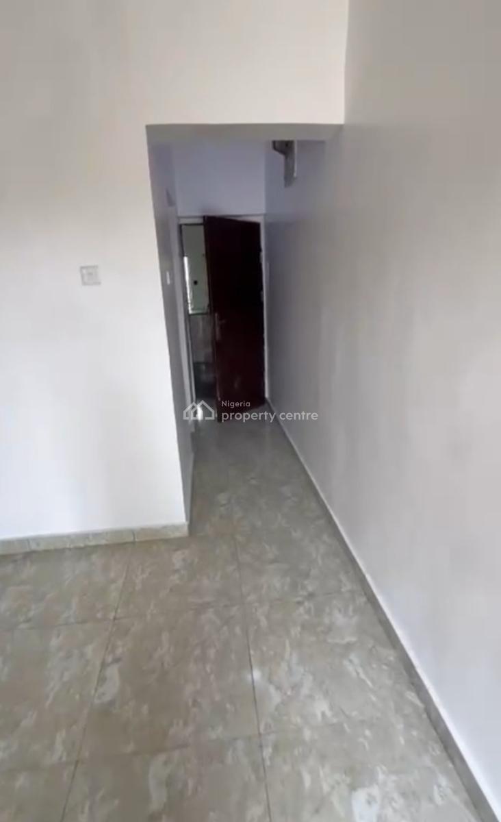 a Lovely Mini Flat Apartment, Equiped with Acs, Dstv Antena  Wired, Bera Estate, Lekki, Lagos, Mini Flat (room and Parlour) for Rent