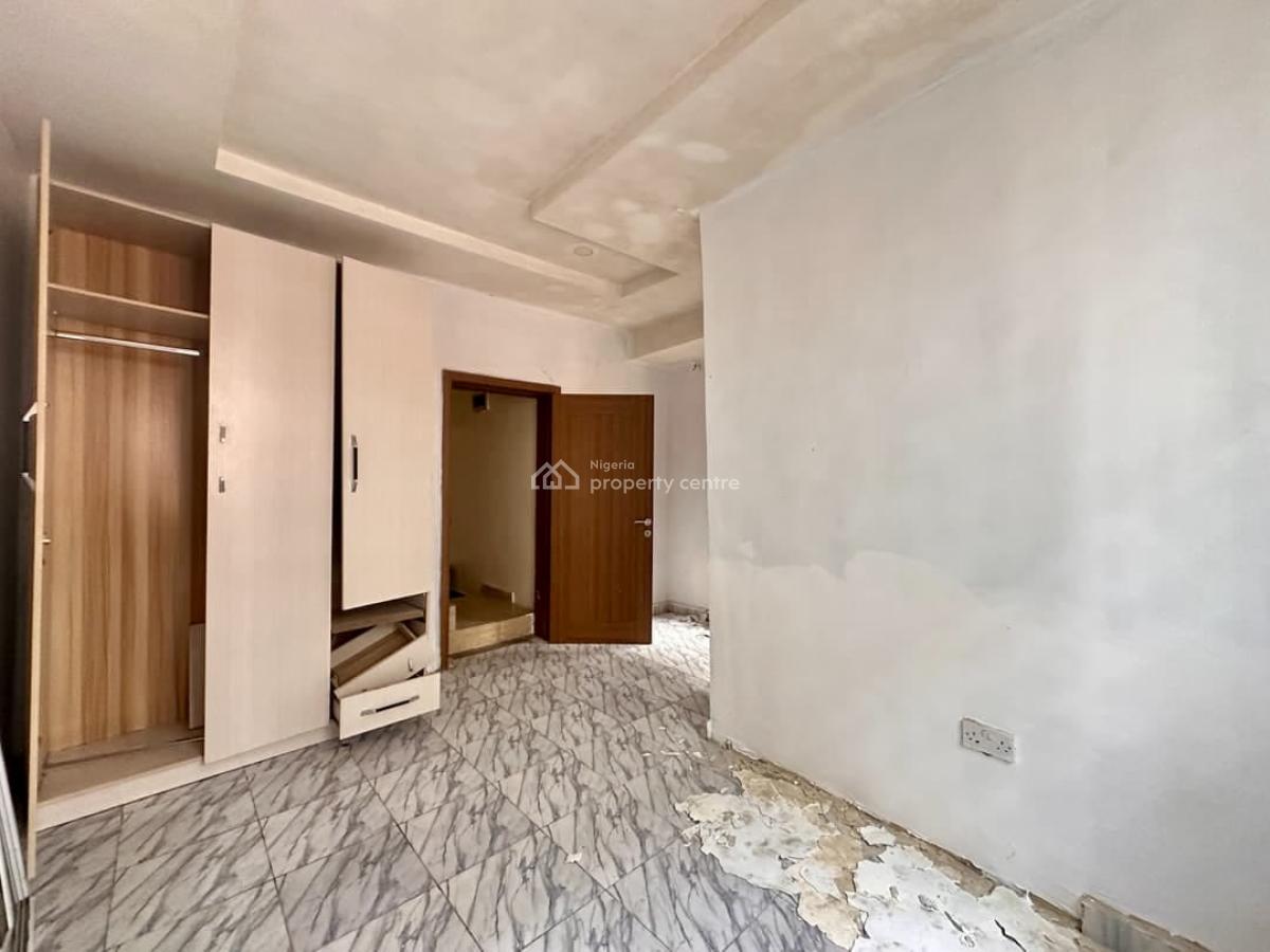 Spacious 4-bedroom Terrace Duplex with Modern Finishing, Osapa, Lekki, Lagos, Terraced Duplex for Rent