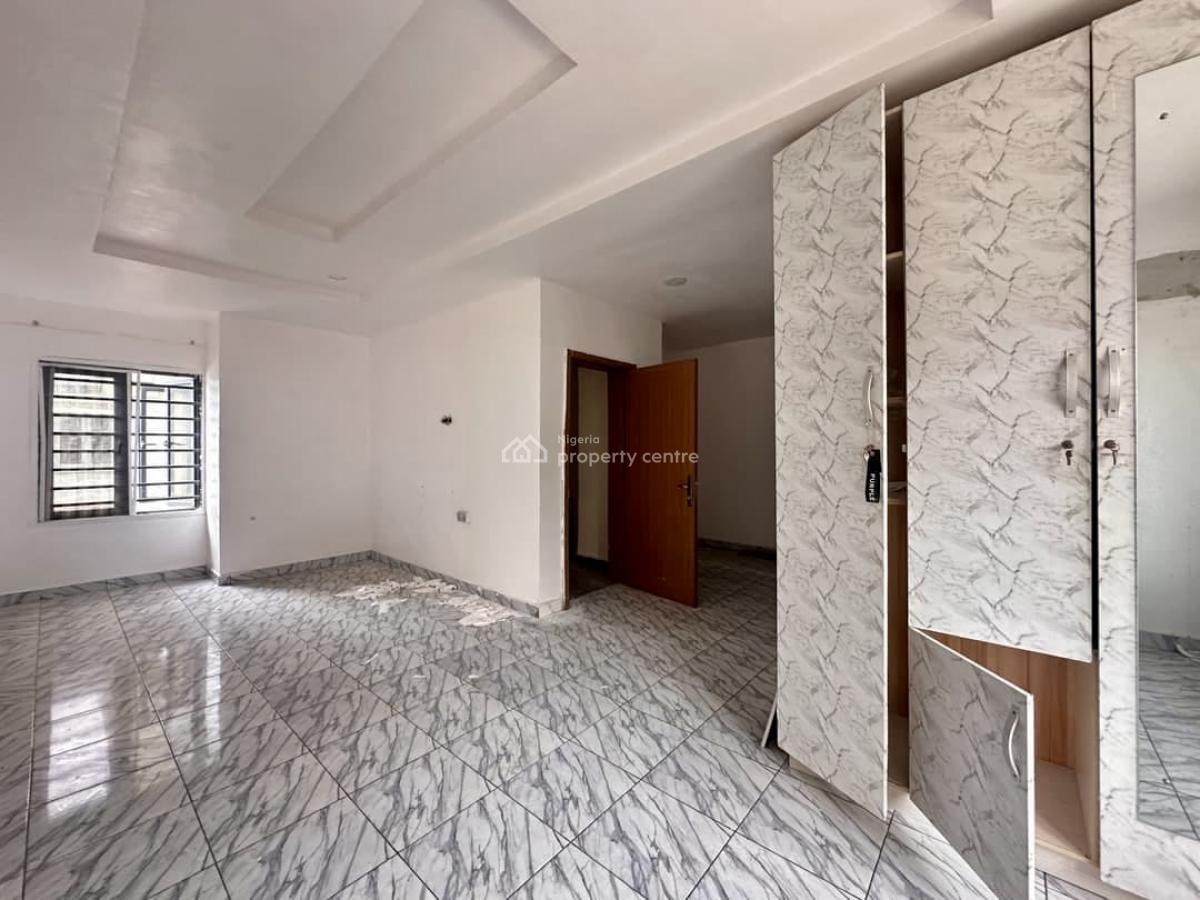 Spacious 4-bedroom Terrace Duplex with Modern Finishing, Osapa, Lekki, Lagos, Terraced Duplex for Rent
