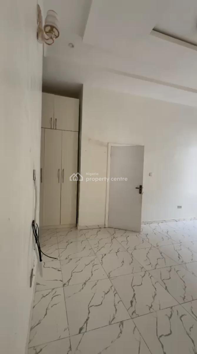 Spacious Masters Bedroom, Orchid Road ,royal Pine, Lekki, Lagos, Flat / Apartment for Rent