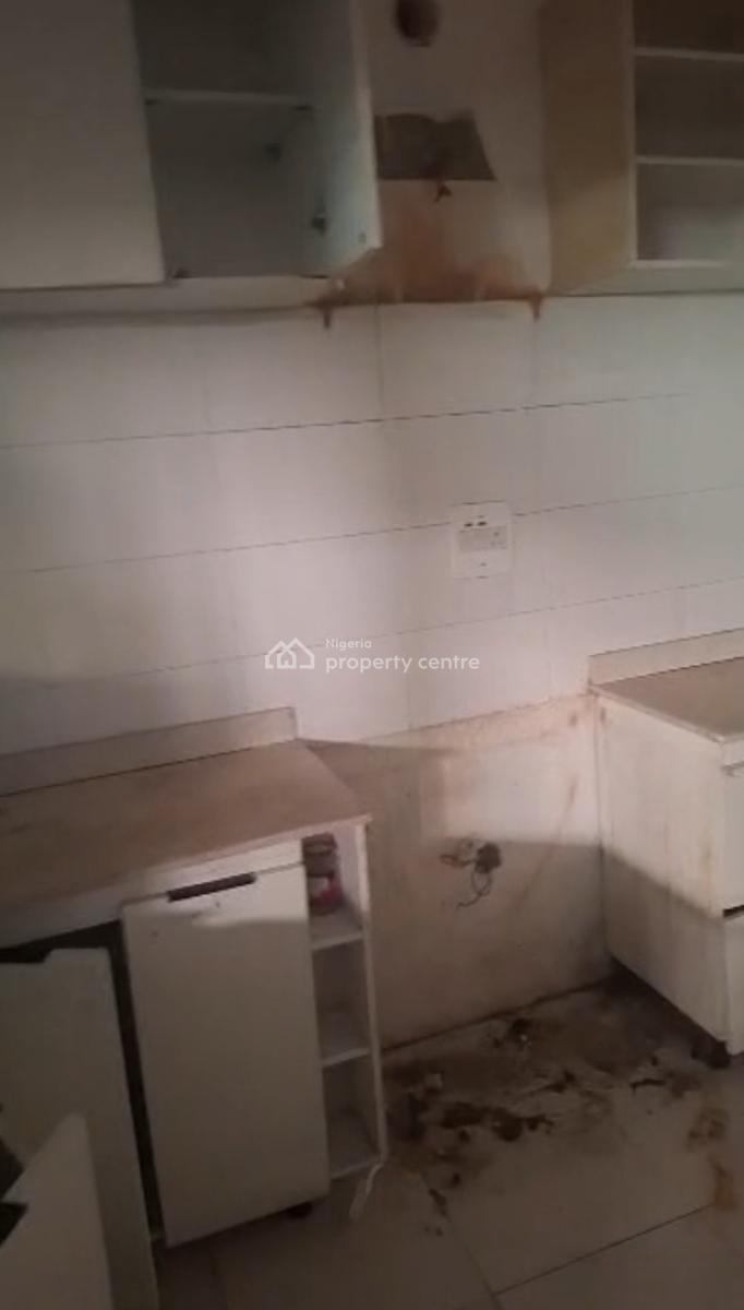 Renovated 3 Bedrooms Terraced Serviced Duplex with Boys Quarter, Horizon 2 Estate Extension Behind a.p Filling Station, Ikate Elegushi, Lekki, Lagos, Terraced Duplex for Rent