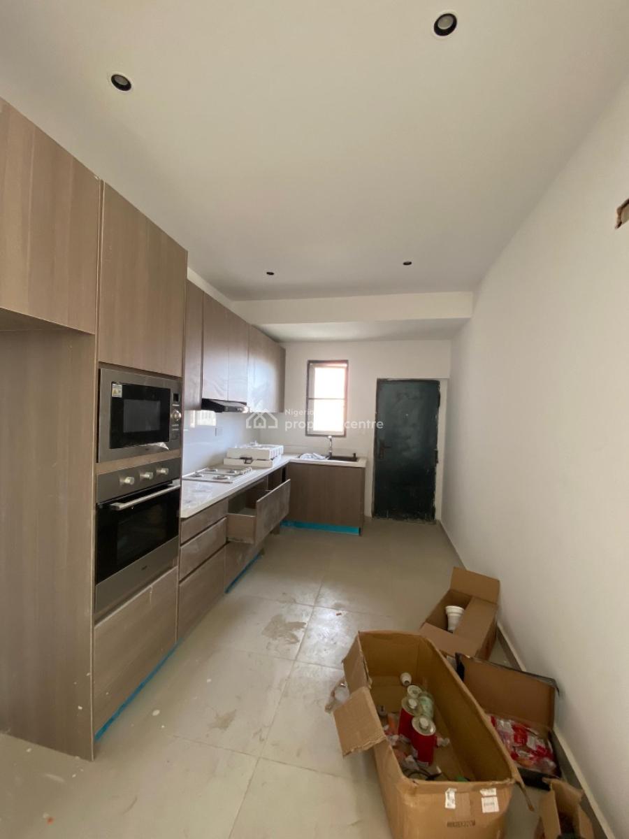 a Elegant 2 Bedroom Apartment, Lekki Phase 1, Lekki Phase 1, Lekki, Lagos, Flat / Apartment for Sale