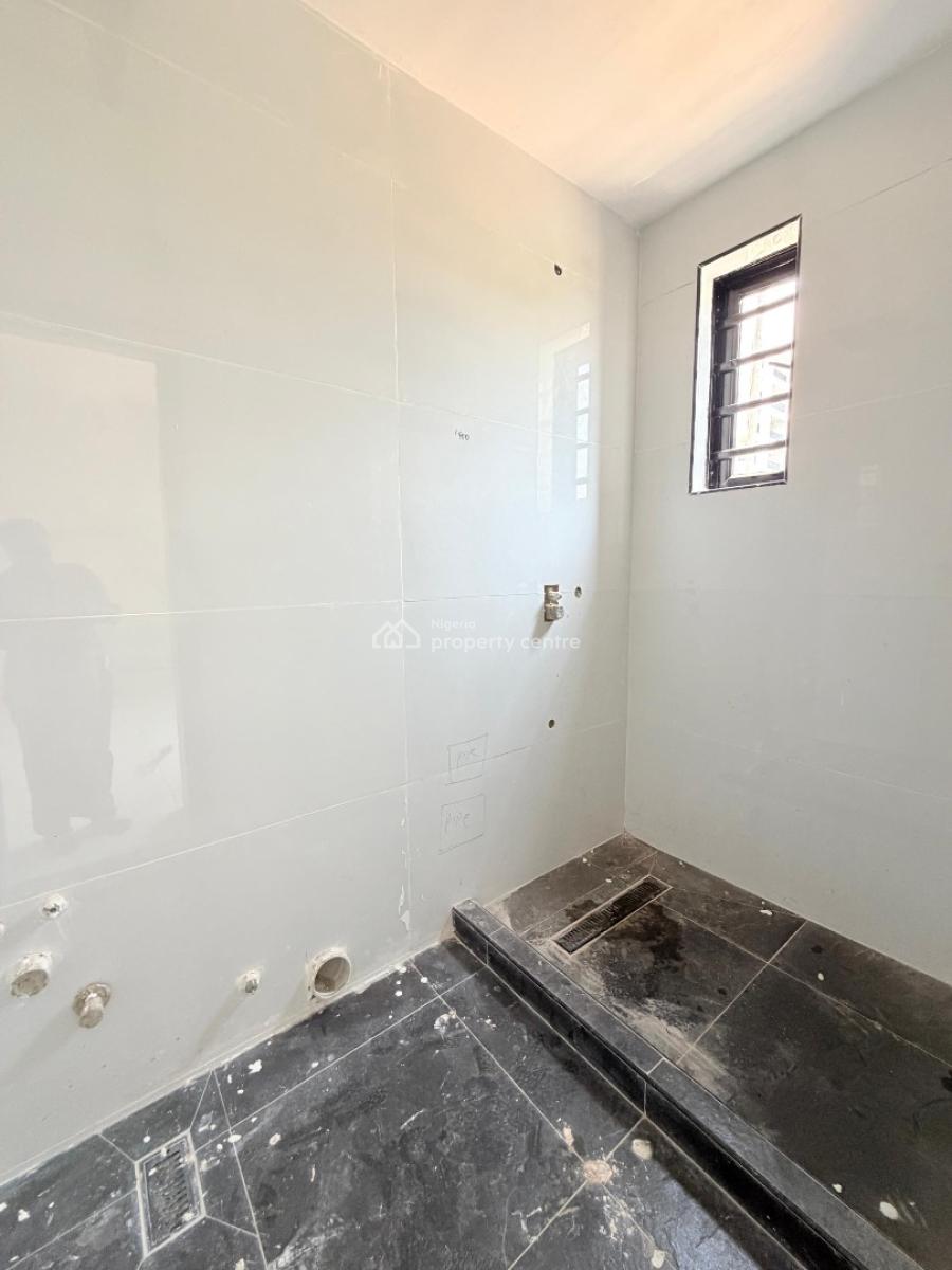 a Fancy 1 Bedroom Apartment, Lekki Phase 1, Lekki, Lagos, Flat / Apartment for Sale