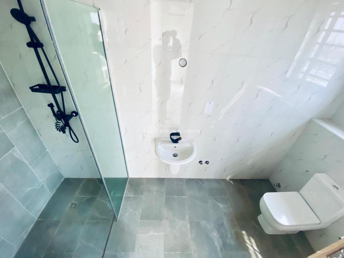 Premium 3 Bedroom Apartment with Swimming Pool and Bq, Lekki Phase 1, Lekki, Lagos, Flat / Apartment for Rent