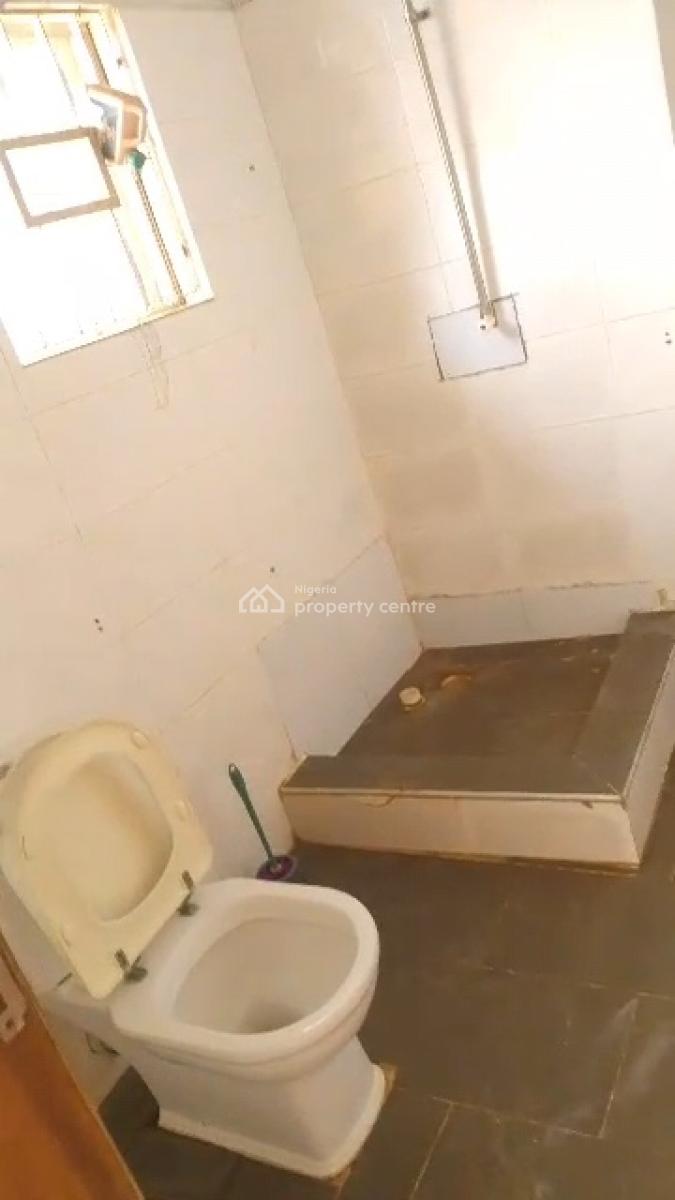 Sharp and Spacious Mini Flat Apartment Upstair, Okun-ajah Eti-osa, Lekki, Lagos, Mini Flat (room and Parlour) for Rent