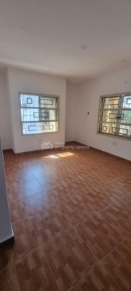 Sharp and Spacious Mini Flat / Apartment, Upstair, Okun-ajah, Eti-osa, Ajah, Lagos, Mini Flat (room and Parlour) for Rent