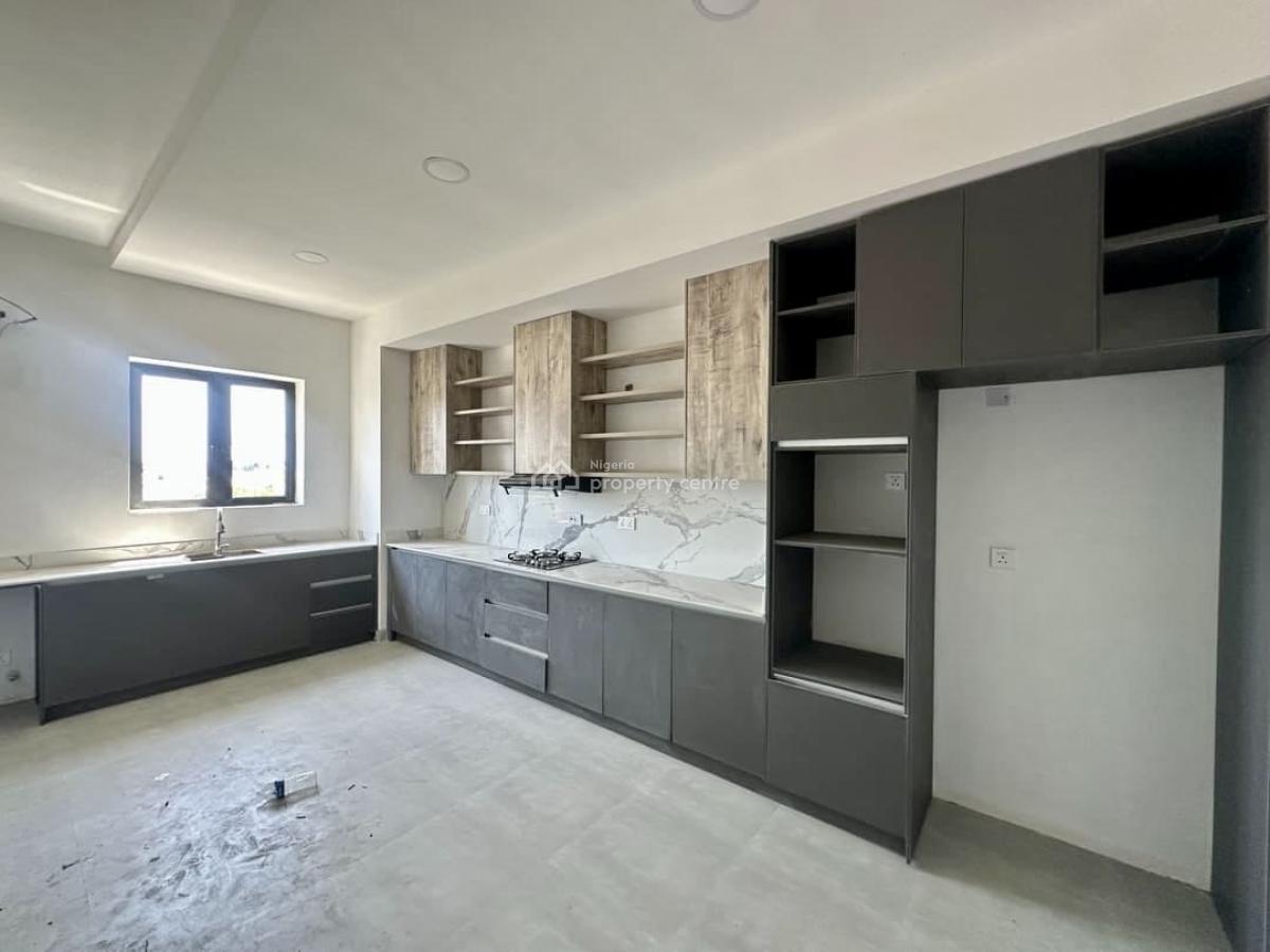 Fully Serviced 3-bedroom Apartment with Bq, Lekki Phase 1, Lekki, Lagos, Flat / Apartment for Rent