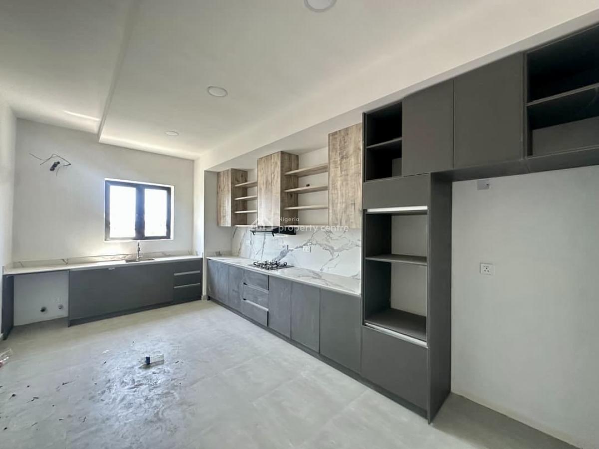 Fully Serviced 3-bedroom Apartment with Bq, Lekki Phase 1, Lekki, Lagos, Flat / Apartment for Rent