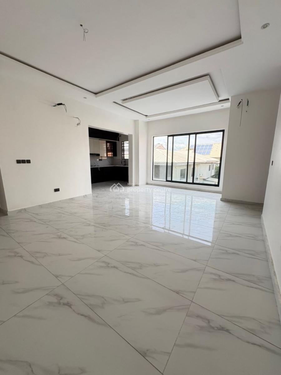 Luxury 2 Bedroom Apartment in a Good Environment, Victoria Island (vi), Lagos, Block of Flats for Sale