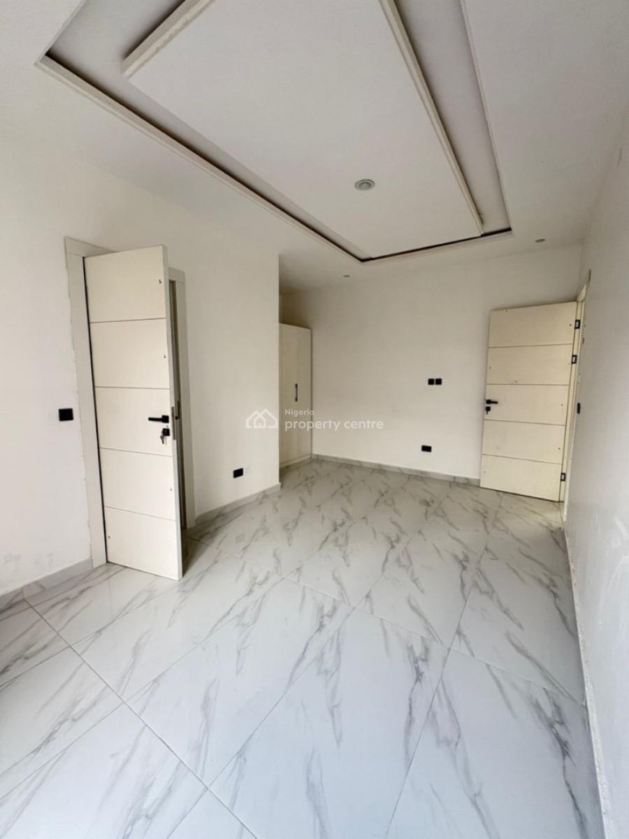 Luxury 2 Bedroom Apartment in a Good Environment, Victoria Island (vi), Lagos, Block of Flats for Sale