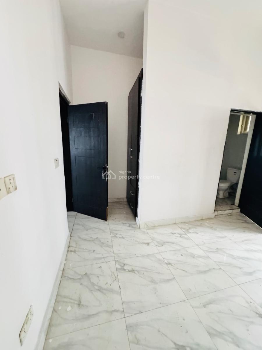 Spacious Single Room Available, Orchid Road, Lekki, Lagos, Self Contain (single Rooms) for Rent