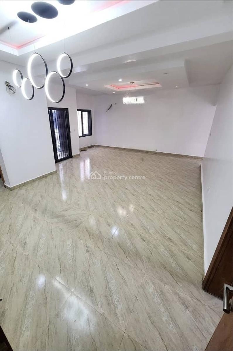 Fully Service 3 Bedroom Apartment with Bq & Fitted Kitchen, Lekki Phase 1, Lekki, Lagos, Flat / Apartment for Rent