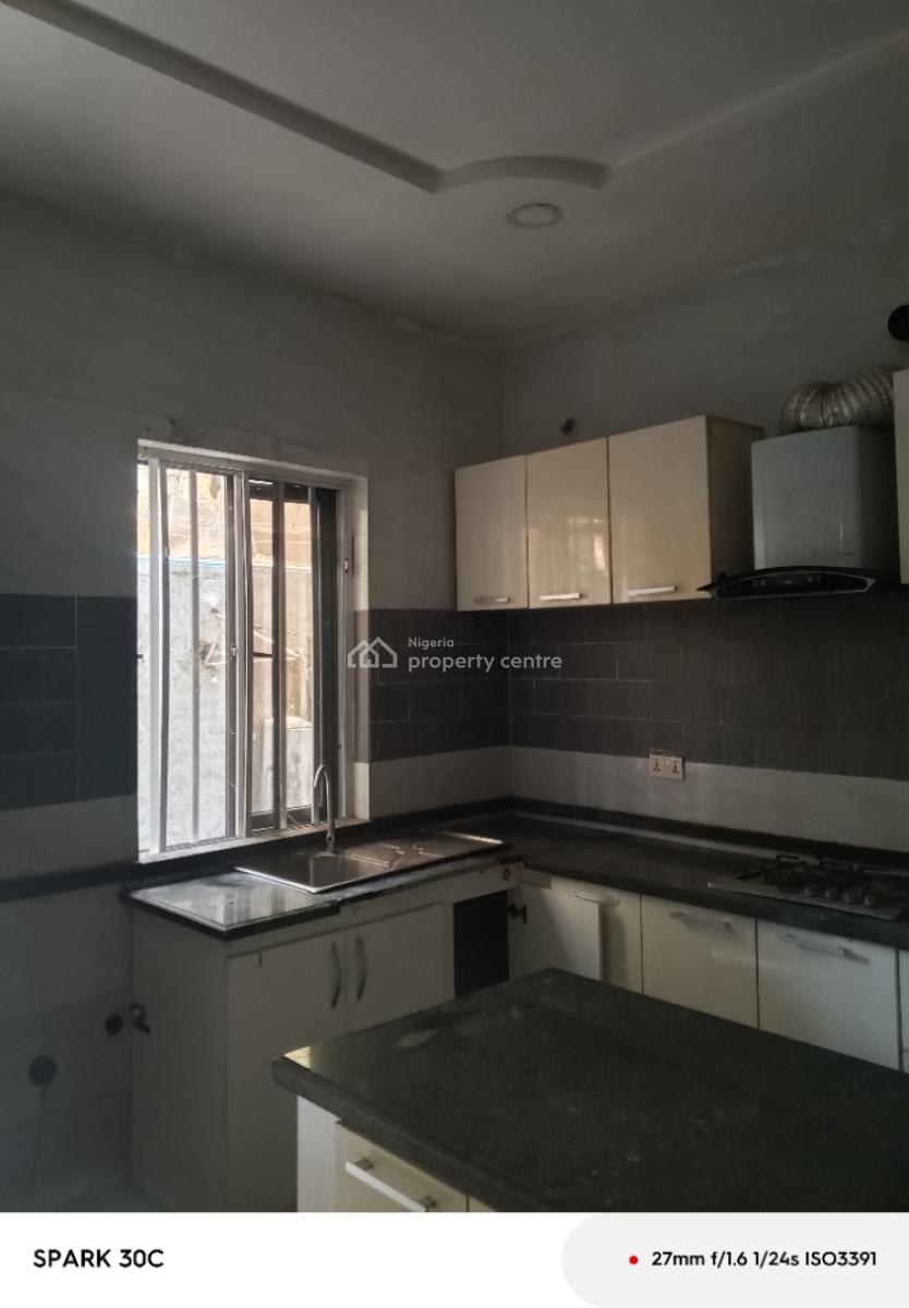 Luxurious Single Room Apartment, Orchid Road, Lekki, Lagos, Flat / Apartment for Rent
