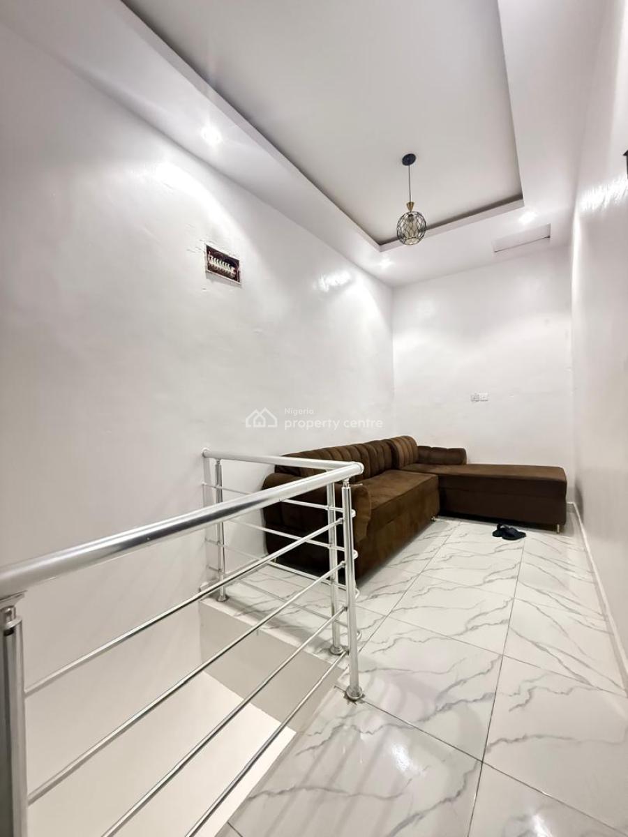 a  Well Maintained 4 Bedroom Terrace Duplex of 2 Floors with Massive Parlor, Ajah, Lagos, Terraced Duplex for Sale