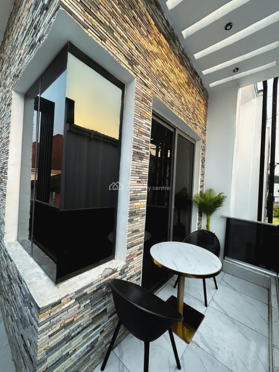 Luxurious 2 Bedroom Duplex with Ps5, Snooker, and Table Tennis, Lekki Phase 1, Lekki, Lagos, Flat / Apartment Short Let