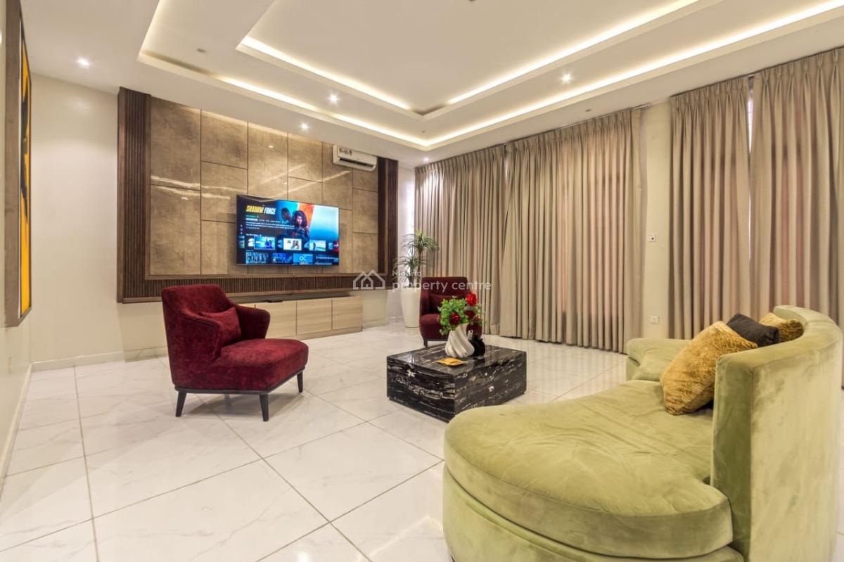 2  Bedroom Apartment with Top Notch Amenities., Victoria Island (vi), Lagos, Flat / Apartment Short Let